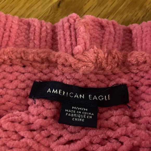 sweater - Picture 2 of 3